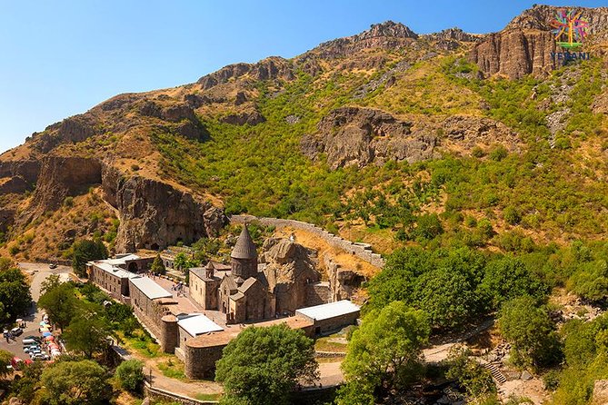 5 Days Armenia Package with Accommodation, Tours and Transfers - Day 5: Khor Virap, Noravank, Areni Cave, and winery tasting