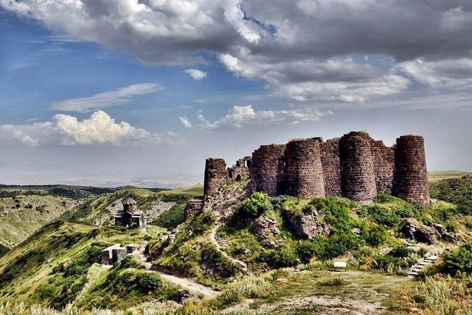 6 days in Armenia: Garni, Tatev, Echmiadzin, Sanahin, Haghpat - Noravank to Tatev, with a cable car that actually matters