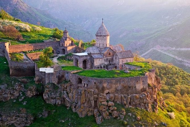 6 days in Armenia: Garni, Tatev, Echmiadzin, Sanahin, Haghpat - Sevanavank and Haghartsin, monasteries with different flavors