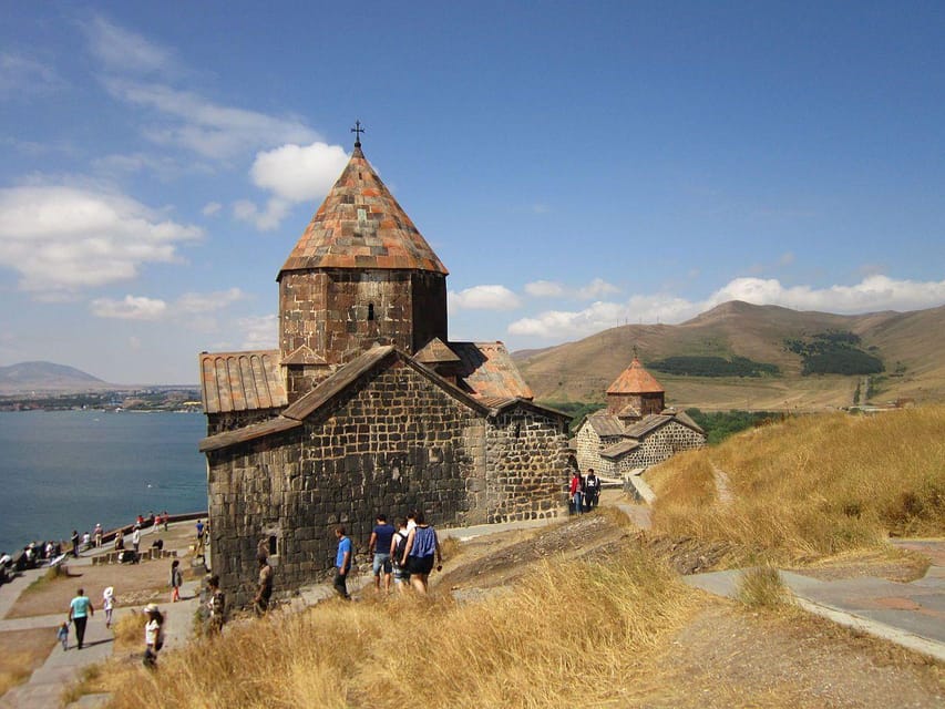 Armenia. Akhpat, Dilijan, Sevan, cascad Yerevan from Tbilisi - What I’d do to survive this long day