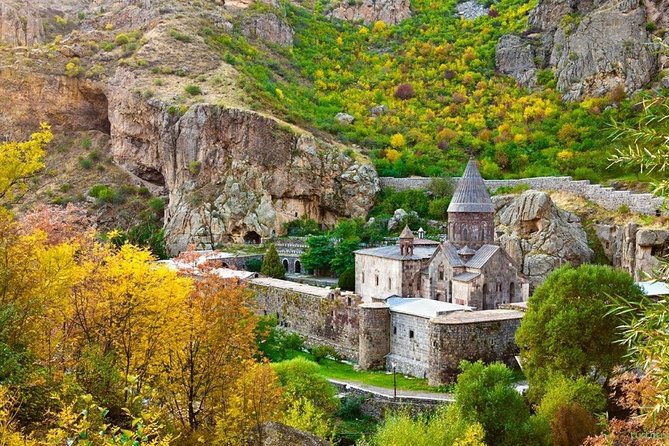 Conquering Armenia - Riding in a Mercedes-Benz, with comfort that actually helps