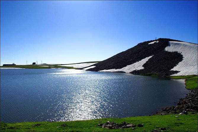 Group Tour: Amberd, Aragats, Lake Kari, Saghmosavank, Alphabet - Amberd fortress: a medieval stronghold above the landscape