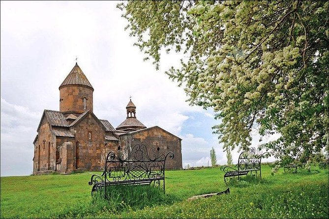 Group Tour: Amberd, Aragats, Lake Kari, Saghmosavank, Alphabet - Saghmosavank monastery: manuscripts, earthquakes, and rebuilt beauty