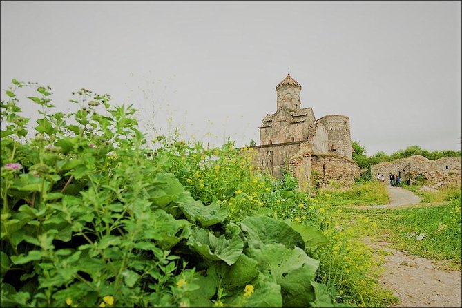 Group Tour: Shaki waterfall, Tatev monastery & ropeway, Hin Areni winery - Comfort on the road, and how to read the pace