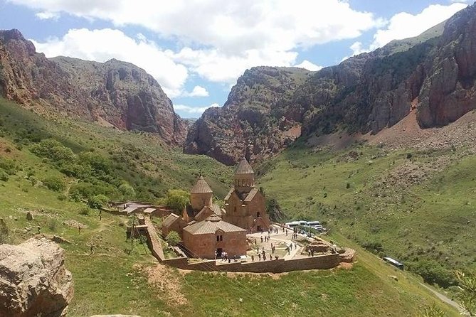 Jermuk(waterfall),Noravank,Wine degustation,Khor Virap - Noravank: a stop that fits the big Armenia road trip feel