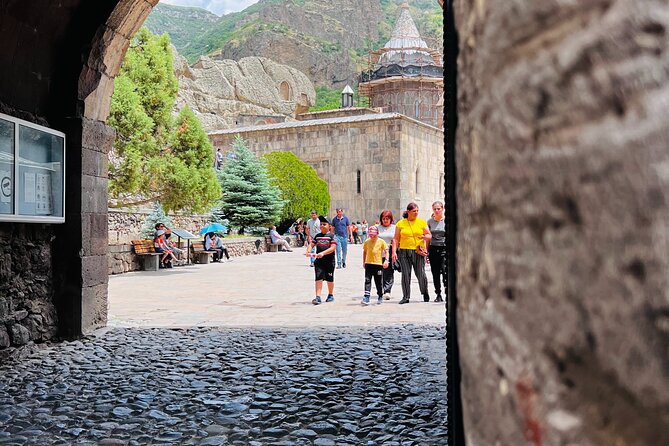 Khor Virap, Garni, Geghard,Azat Reservoir Highlights:Private tour - Best For: First-Timers Who Want Big Sites Without a Big Hassle