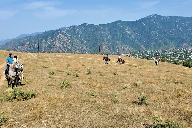 Lori Canyon Vacations - Qobayr’s 13th-century frescos, the art break that refreshes your brain