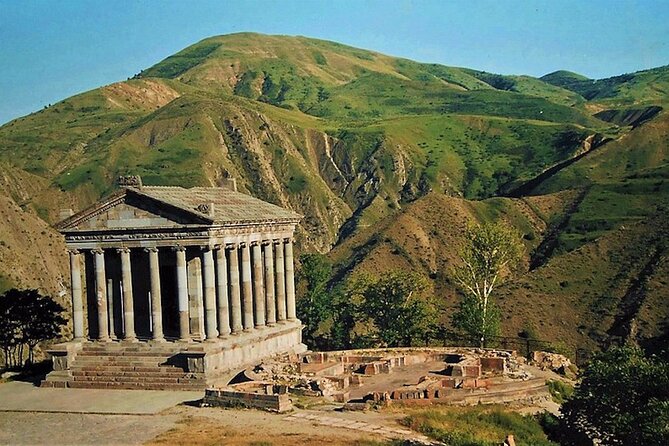Private Day Trip to Symphony of Stones-Garni-Geghard & Lake Sevan - Stop 4, Symphony of Stones: short visit, lots of attitude