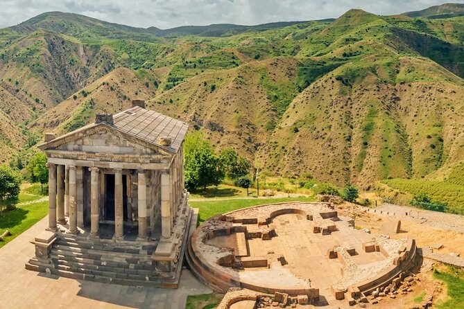 Private tour to Garni temple, Geghard Monastery, Symphony of Stones - Symphony of Stones: basalt organ pipes by the Azat River