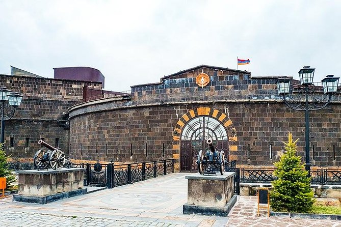 Private tour to Gyumri, Dzitoghtsyan Museum, Black Fortress - Taraz and Zanan Cultural Heritage: An Optional Photo Moment With a Payoff