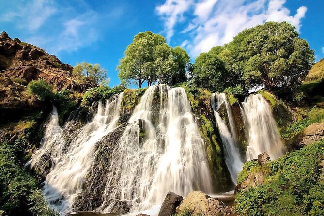 Private tour to Hin Areni winery, Shaki waterfall, Tatev monastery, Karahunj - Stop 6: Zorats Karer (Karahunj), an Ancient Observatory