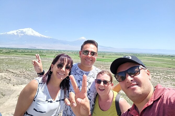 Private Tour to Khor Virap Monastery - Entering Khor Virap, what that first hour feels like