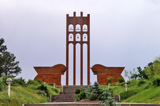 Private tour to UNESCO heritage Echmiadzin churches, Zvartnots and Sardarapat - Key highlights
