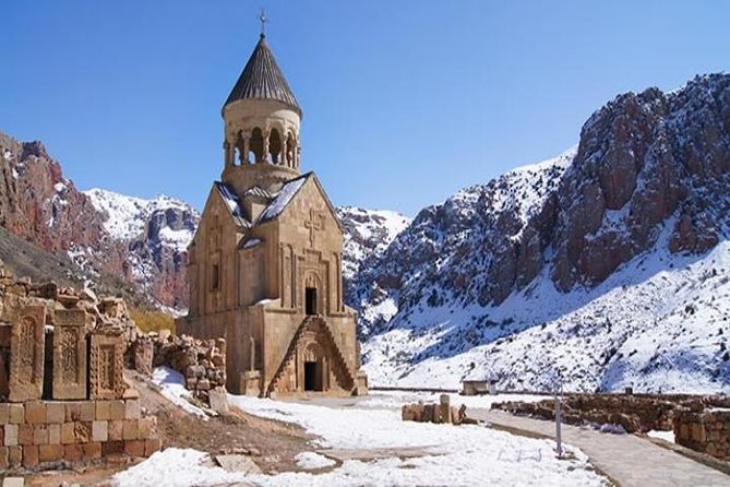 Private wine tour to Khor Virap, Areni winery, Noravank - Areni Wine Factory Tasting: Short, Focused, and Built for Sampling