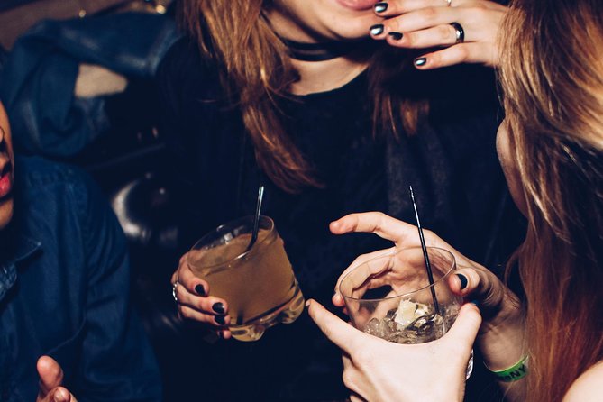 Pub crawl Yerevan - Welcome drinks and entry fees, the practical side of nightlife