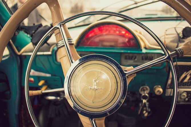 Retro KGB Tour: A Volga 21 Adventure in Yerevan's Soviet Past with photography - The Volga 21 ride: comfort, style, and a built-in photo advantage