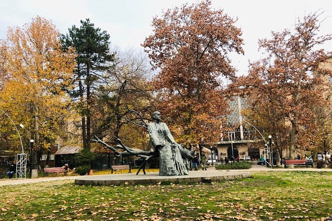 Yerevan city-Zvartnots airport transfer - Who should book this Yerevan airport transfer
