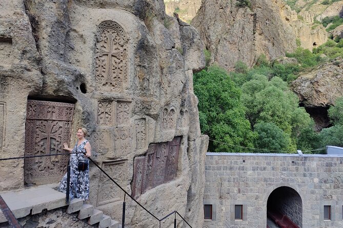 Yerevan: Garni, Geghard, Symphony of Stones & Lavash Baking - Symphony of Stones in Azat Canyon: Basalt That Looks Like an Organ